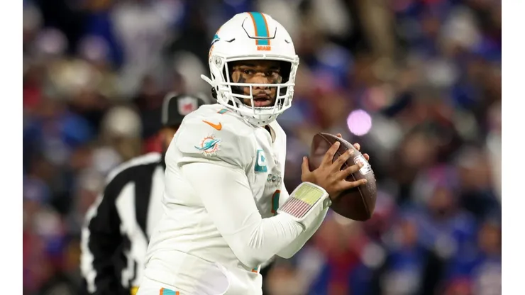 Tua Tagovailoa - Miami Dolphins - NFL 2022