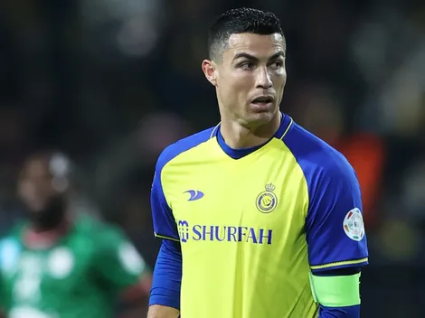 Furious Cristiano Ronaldo sees yellow card after punting ball away [Video]