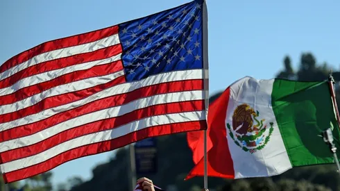 Flags of the United States and Mexico wave before the 2017 FIFA Confederations Cup Qualifier on October 10, 2015 in Pasadena, California.