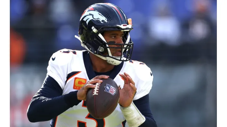Russell Wilson - Denver Broncos - NFL 2022