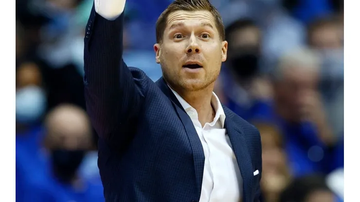 Head coach Mike Morrell of UNC Asheville