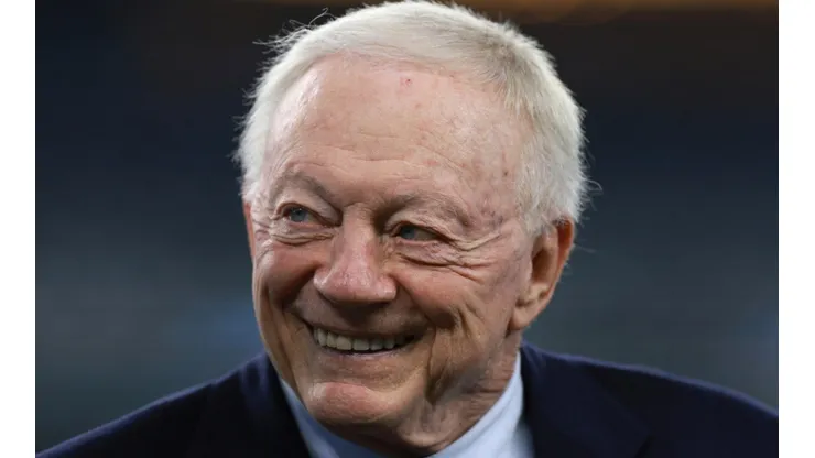 Jerry Jones bought the Cowboys in 1989
