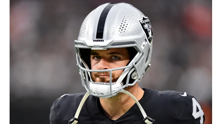 Derek Carr - Las Vegas Raiders - NFL 2021