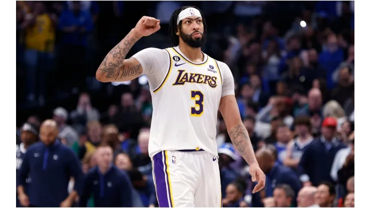 Anthony Davis #3 of the Los Angeles Lakers
