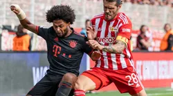 Serge Gnabry of Bayern and Christopher Trimmel of Union Berlin