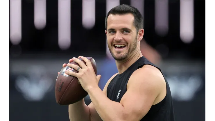 Derek Carr - Las Vegas Raiders - NFL 2022