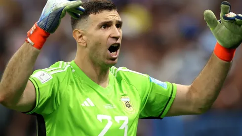 Emiliano Martinez of Argentina