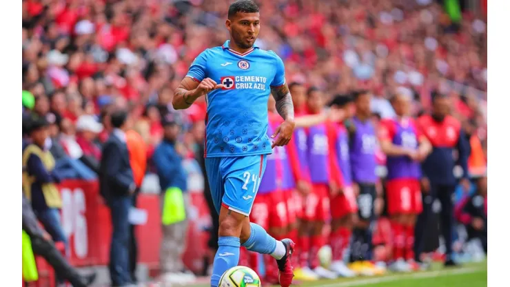 The player Juan Escobar of Cruz Azul against Toluca