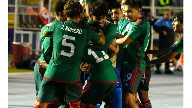 Mexico U17 players