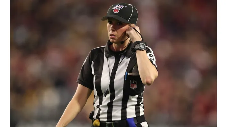 Sarah Thomas referee of the NFL