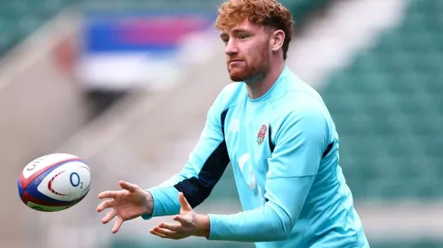 England Captain's Ollie Chessum passes the ball during a training session