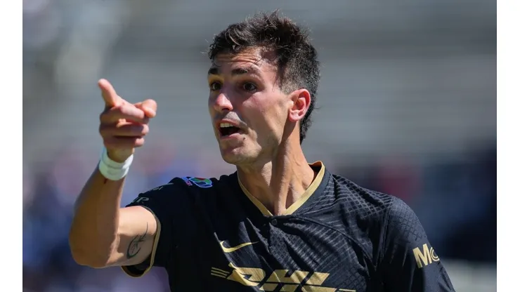 Juan Ignacio Dinenno with Pumas UNAM in Liga MX Clausura 2023