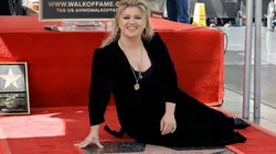 The singer Kelly Clarkson was the presenter of the NFL Honors