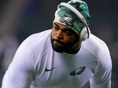 How can the Philadelphia Eagles defensive line stop Patrick Mahomes?