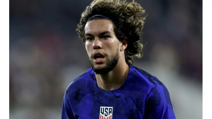 Cade Cowell with the USMNT during a friendly against Serbia