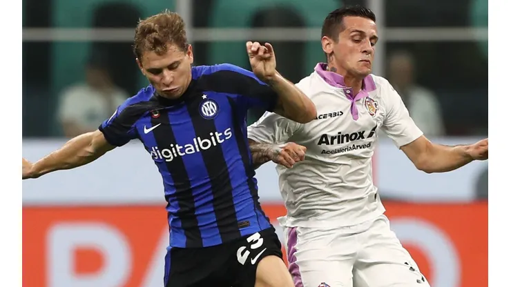 Nicolo Barella of Inter and Emanuele Valeri of Cremonese