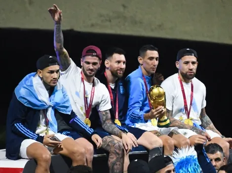 Video: Argentine World Cup winner booed by his club