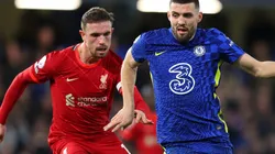 Jordan Henderson of Liverpool and Mateo Kovacic of Chelsea