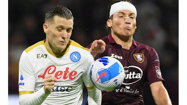 Piotr Zielinski of Napoli and Francesco Di Tacchio of Salernitana