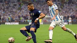 Kylian Mbappe against Cristian Romero.