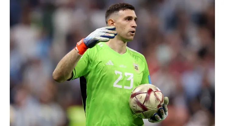 Emiliano Martinez.