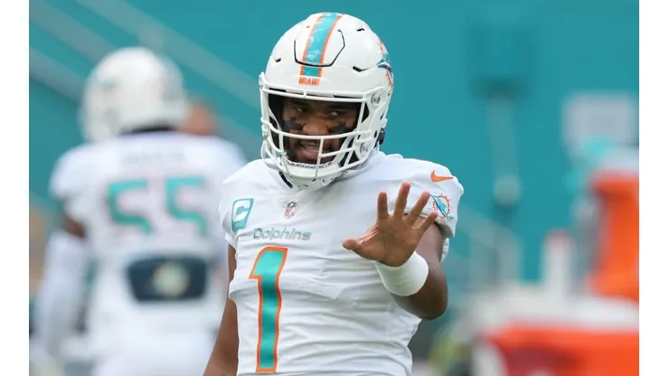 Tua Tagovailoa - Miami Dolphins - NFL 2022