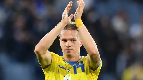 Mykhaylo Mudryk with Ukraine in the FIFA World Cup qualifers
