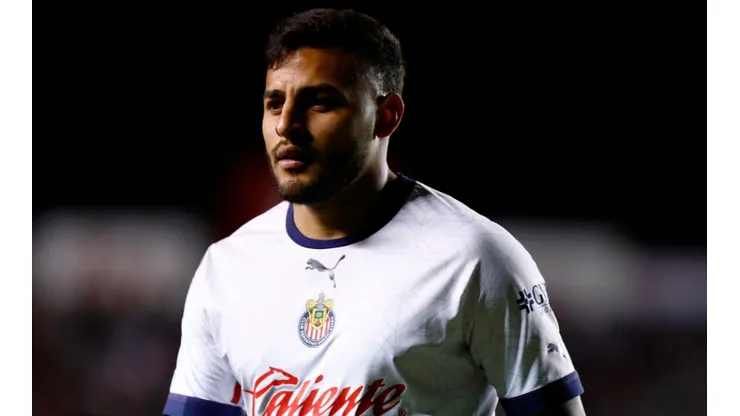 Alexis Vega of Chivas in the Liga MX game against San Luis