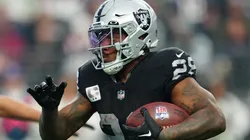 Josh Jacobs - Las Vegas Raiders - NFL 2022