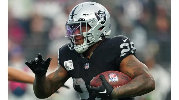 Josh Jacobs - Las Vegas Raiders - NFL 2022