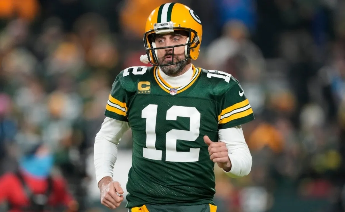 Aaron Rodgers sends message to Packers' brass ahead of 2023 NFL season ...