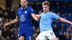 Mateo Kovacic of Chelsea and Kevin De Bruyne of Manchester City