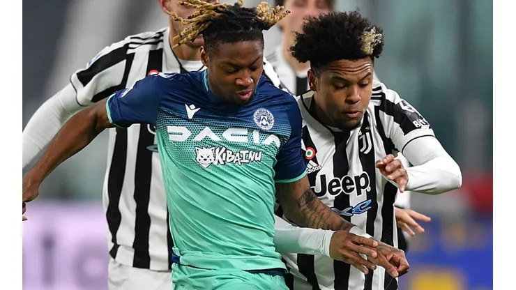 Brandon Soppy of Udinese and Weston Mckennie of Juventus
