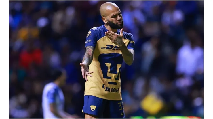 Dani Alves of Pumas