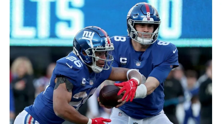 Saquon Barkley, Daniel Jones - New York Giants - NFL 2022