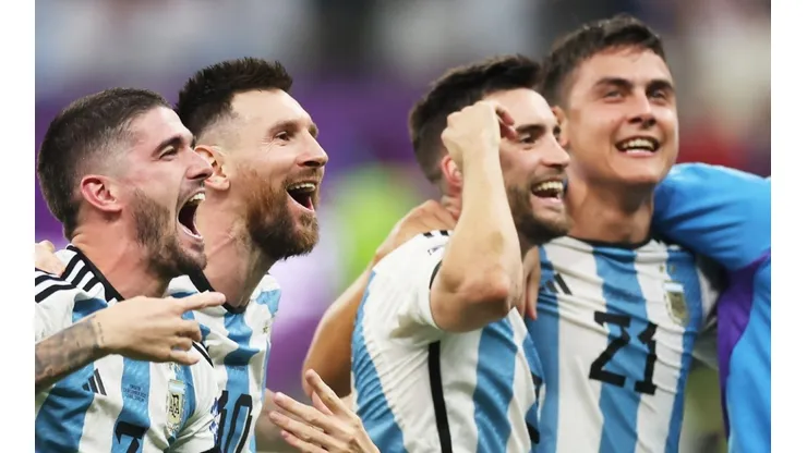 Argentina players celebrating at Qatar 2022.