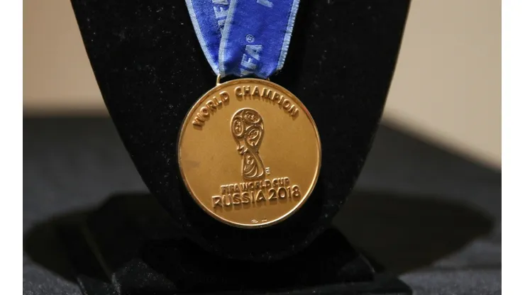 A medal of France's title in Russia that was auctioned