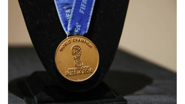 Qatar 2022: Are the World Cup winners' medals made of solid gold?