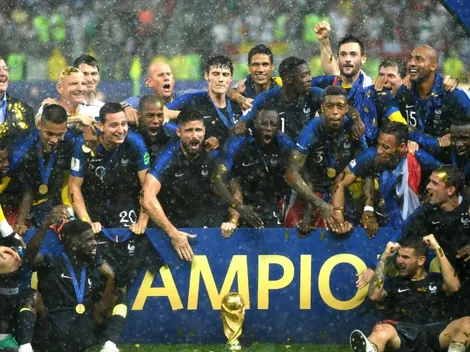 When will soccer leagues resume around the world after the 2022 World Cup in Qatar?