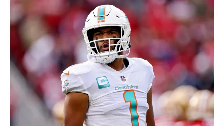 Tua Tagovailoa - Miami Dolphins - NFL 2022