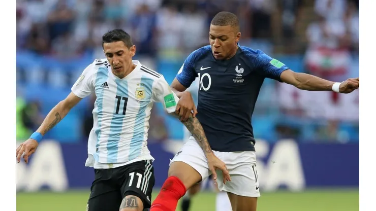 Angel Di Maria (left), Kylian Mbappe (right) - Argentina vs France - Russia 2018