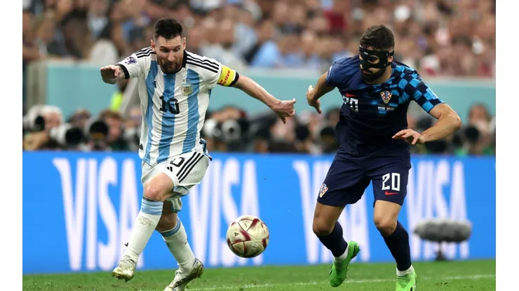 Lionel Messi against Josko Gvardiol of Croatia