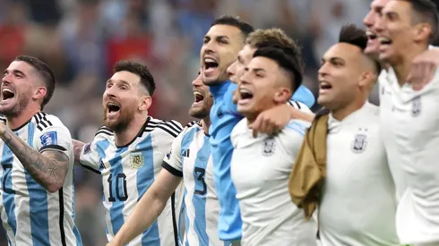 Rodrigo De Paul and Lionel Messi of Argentina celebrate