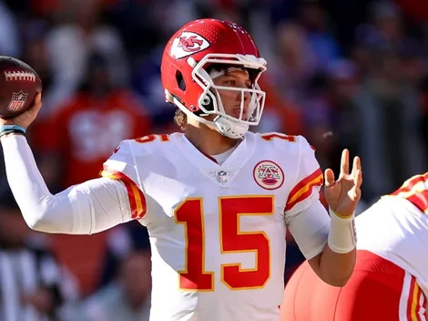 Video: Chiefs QB Patrick Mahomes just invented a new type of pass against the Broncos