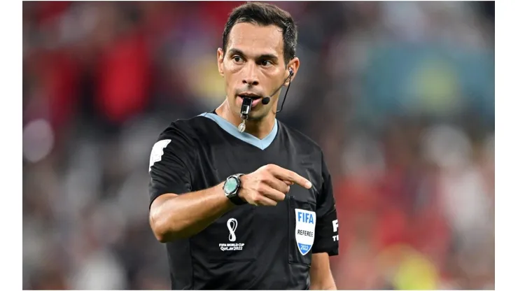 Referee Facundo Tello