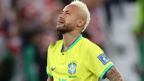 Neymar crying after Brazil got eliminated from the 2022 World Cup.