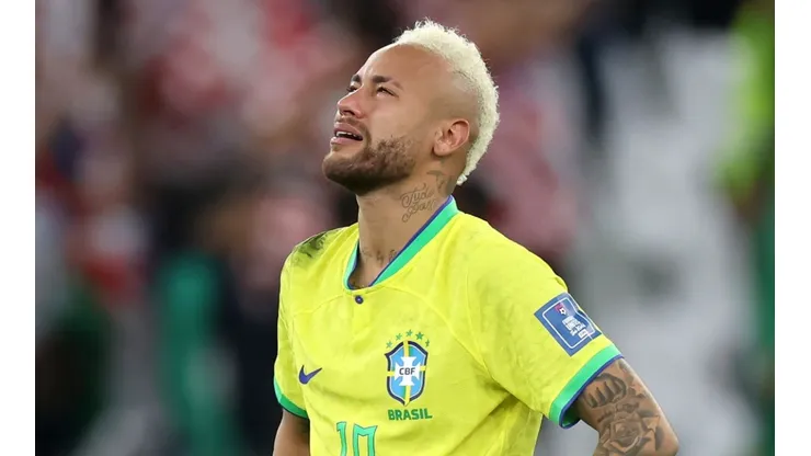 Neymar crying after Brazil got eliminated from the 2022 World Cup.