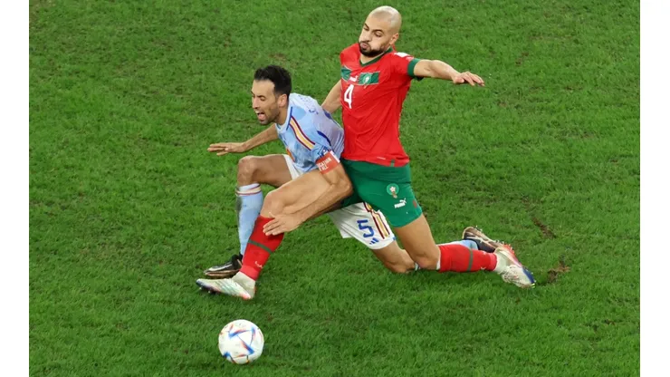Sofyan Amrabat and Sergio Busquets in the Qatar 2022 World Cup