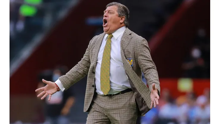 Miguel Herrera during a game with Tigres