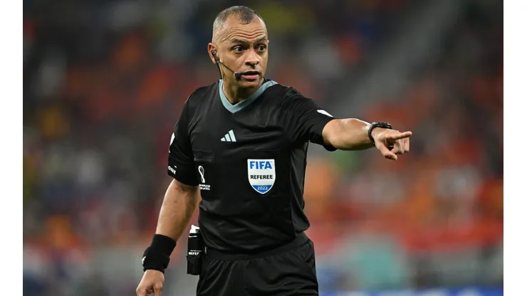 Wilton Sampaio from Brazil will be the main referee of the game